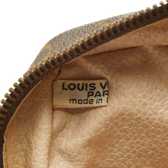 LOUIS VUITTON Brown Monogram Clutch Bag - Picture 9 of 10